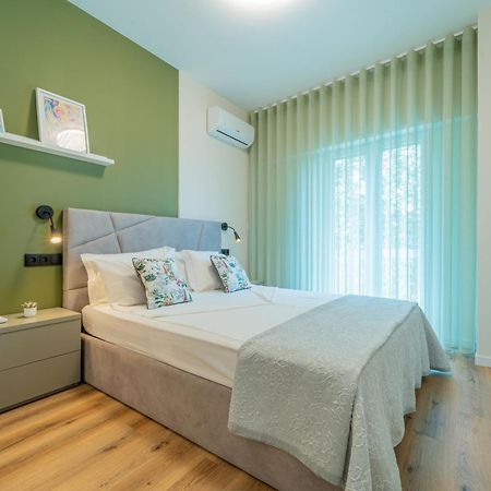 Casa Flores - 2 Bedroom, Lift, Ac, Car Parking - Extra Porto Eksteriør billede